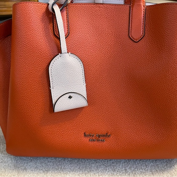 Orange 2022 Kate Spade. - Picture 9 of 9